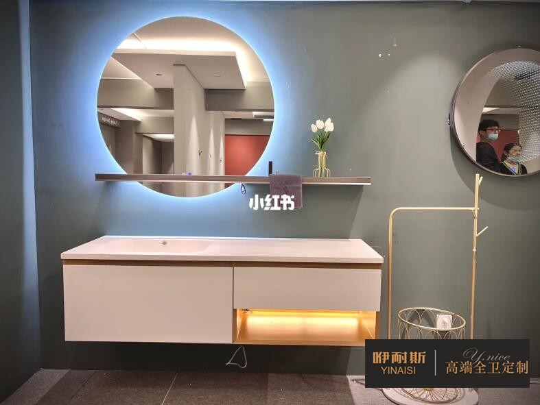 人造石盆搭配烤漆柜体